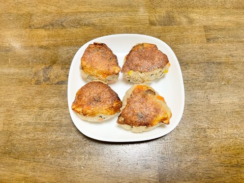 おにぎりレシピ　炊き込みご飯　チーズ焼きおにぎり